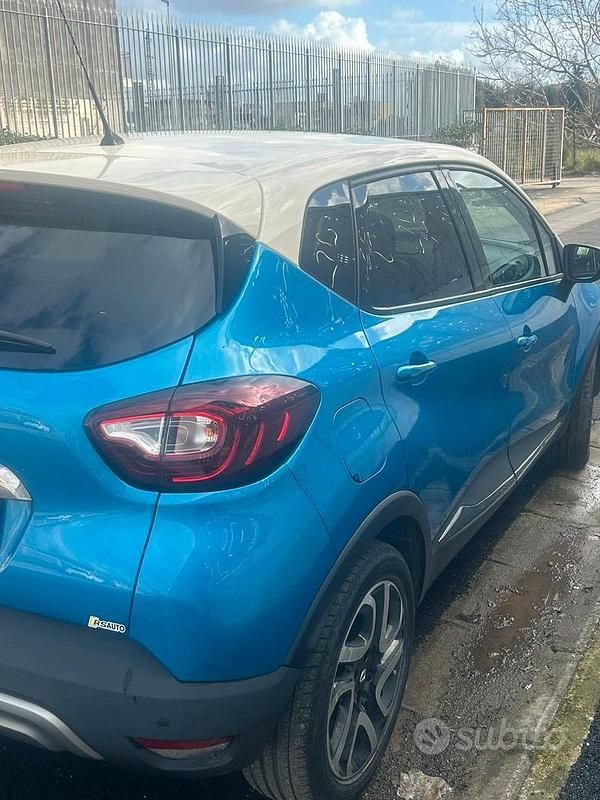 Usata Renault Captur 90 CV (66 kW) 2013 SUV