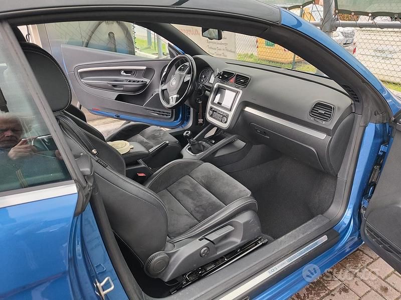 Usata VW Eos Sport 160 CV (117 kW) 2010 Blu Cabrio