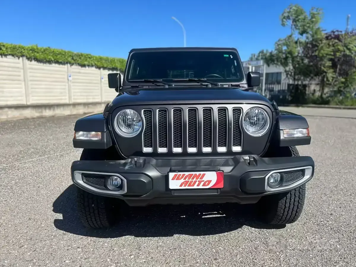 Usata Jeep Wrangler Unlimited Sahara 272 CV (200 kW) 2021 Grigio SUV