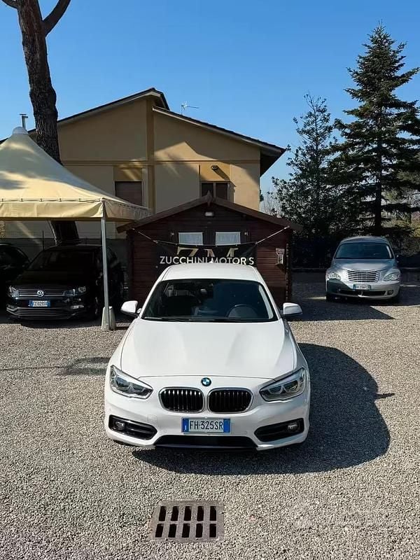 Usata BMW 118 Sport Line 150 CV (110 kW) 2017 Bianco Utilitaria
