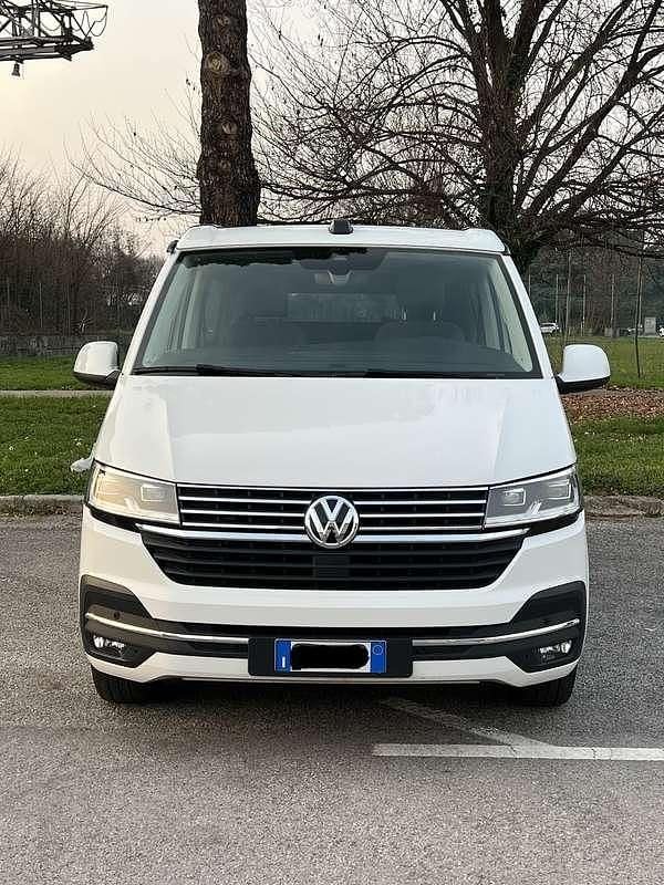 Usata VW California California 204 CV (150 kW) 2023 Bianco Furgone