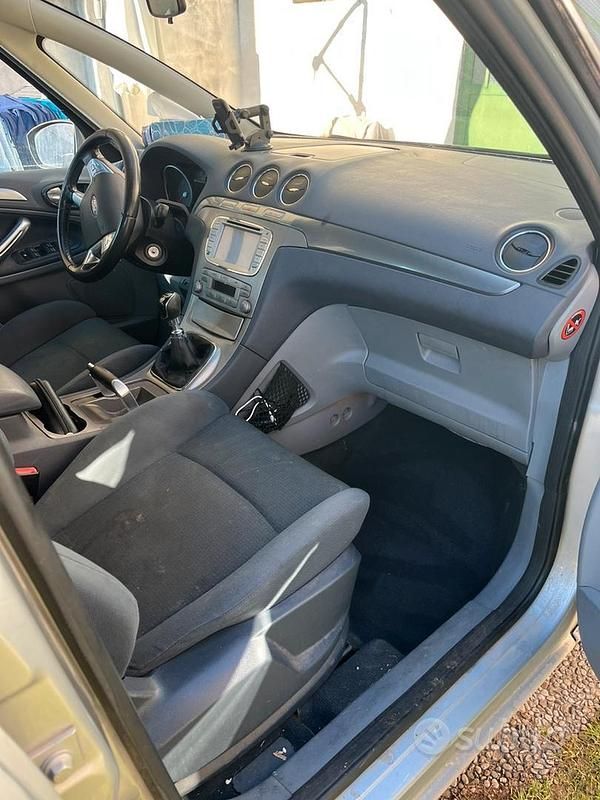 Usata Ford S-MAX S 145 CV (106 kW) 2007 Grigio Monovolume