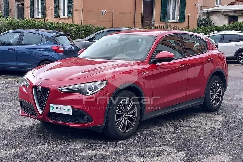 Usata Alfa Romeo Stelvio Super 160 CV (117 kW) 2020 Rosso SUV
