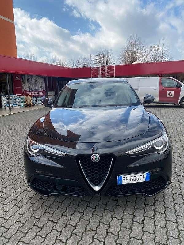 Usata Alfa Romeo Stelvio 280 CV (205 kW) 2017 Nero SUV