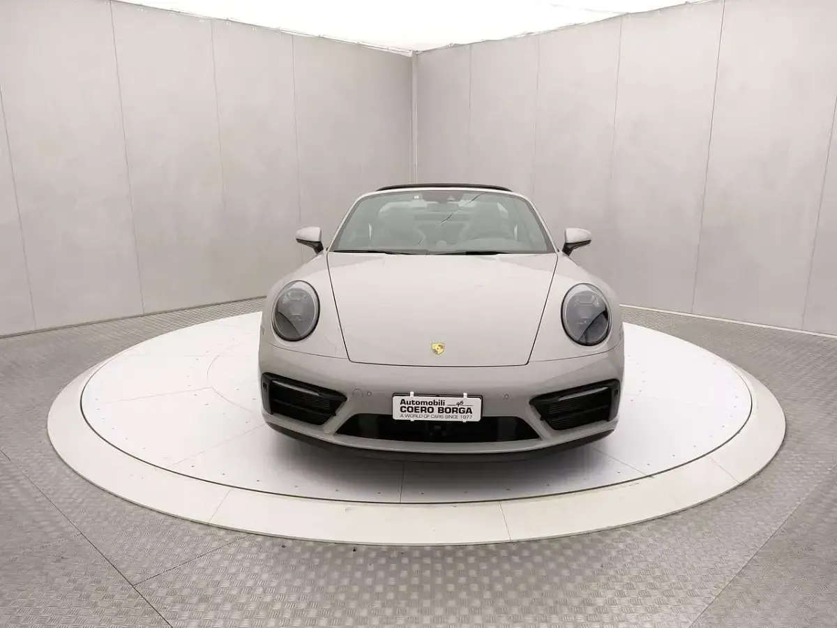 Usata Porsche 911 480 CV (353 kW) 2022 Grigio Cabrio