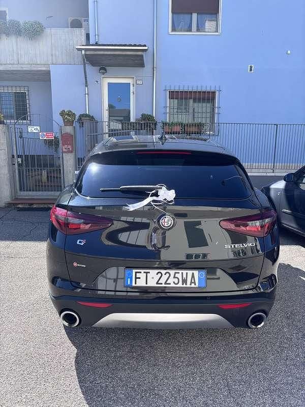 Usata Alfa Romeo Stelvio Executive 210 CV (154 kW) 2019 SUV