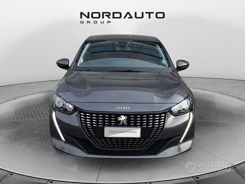 Usata Peugeot 208 Allure 101 CV (74 kW) 2021 Grigio Utilitaria