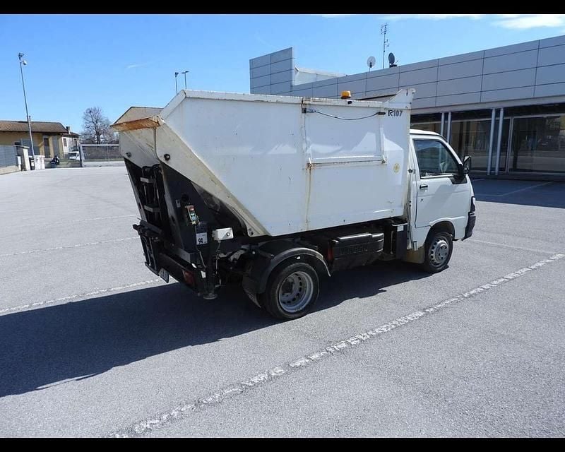 Usata Piaggio Porter 73 CV (53 kW) 2018 Bianco