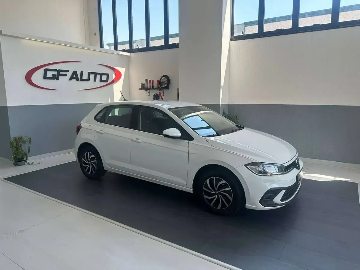 Usata VW Polo Style 95 CV (69 kW) 2022 Bianco Utilitaria