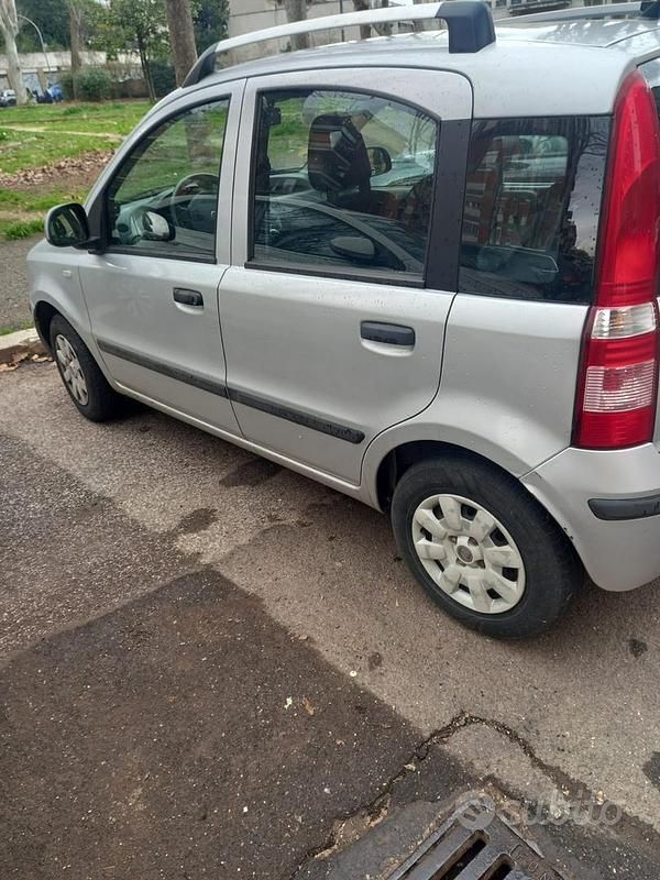 Usata Fiat Panda 70 CV (51 kW) 2012 Grigio Utilitaria
