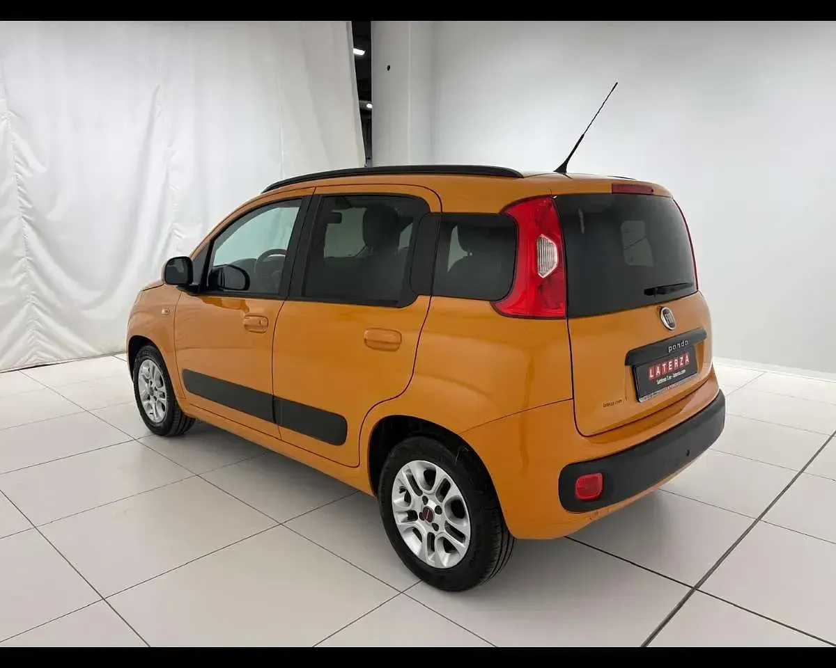 Usata Fiat Panda Lounge 95 CV (69 kW) 2016 Arancione Utilitaria