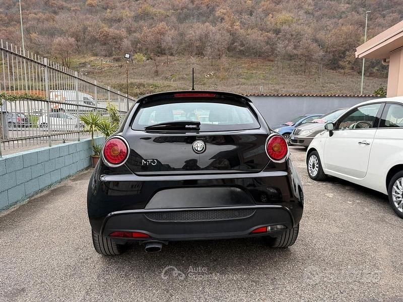 Usata Alfa Romeo MiTo Distinctive 135 CV (99 kW) 2010 Nero Utilitaria