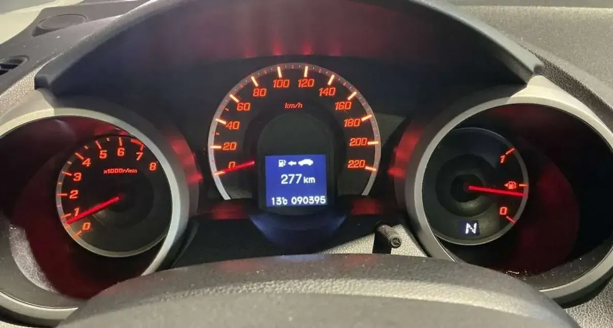 Usata Honda Jazz Executive 99 CV (72 kW) 2010 Grigio Utilitaria