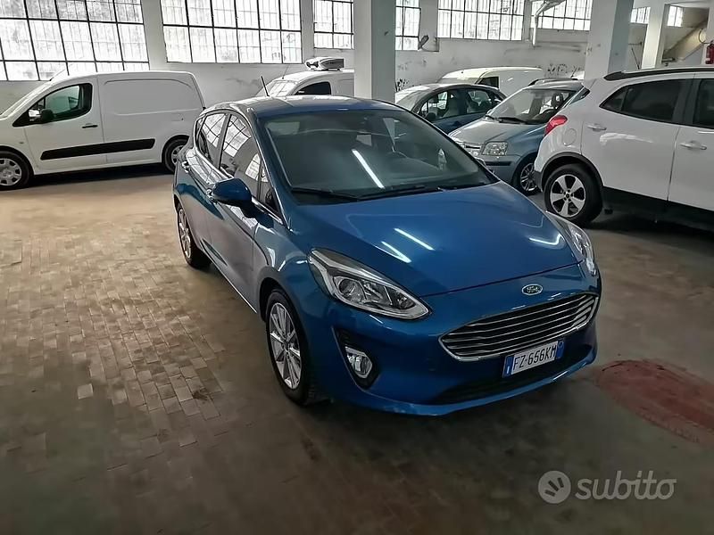Usata Ford Fiesta 75 CV (55 kW) 2019 Blu Utilitaria