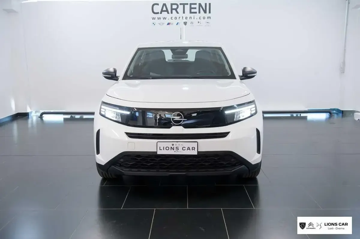 Nuova Opel Frontera Edition 136 CV (100 kW) 2026 Arktis whyte SUV