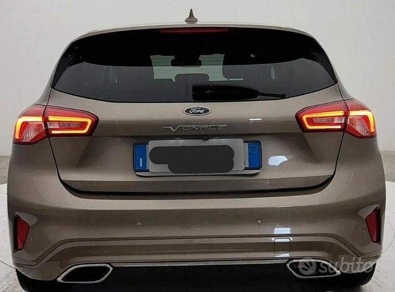 Usata Ford Focus Vignale 120 CV (88 kW) 2019 Marrone Berlina