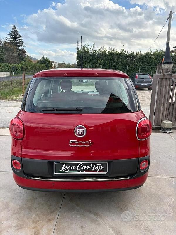 Usata Fiat 500L Living 120 CV (88 kW) 2014 Rosso Monovolume