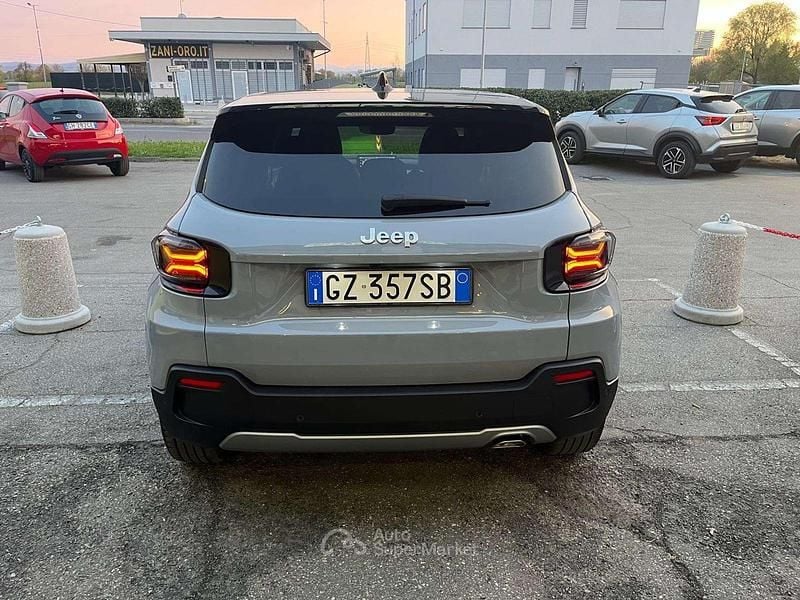 Usata Jeep Avenger Summit 101 CV (74 kW) 2025 Storm + tetto volcano SUV