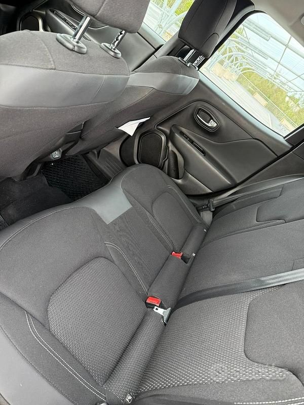 Usata Jeep Renegade Limited 130 CV (95 kW) 2021 Nero SUV