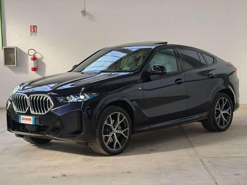 Usata BMW X6 M Sport 340 CV (250 kW) 2024 Blu SUV