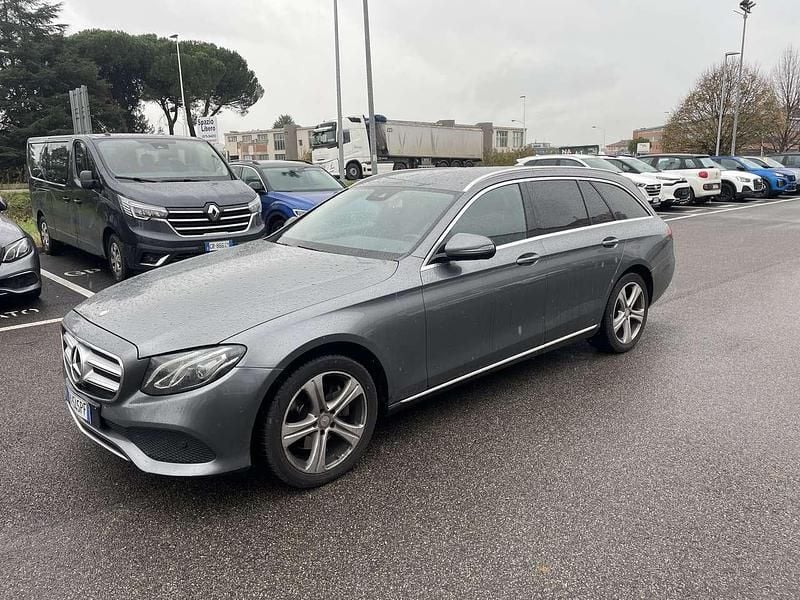 Occasion Mercedes E220 Business 194 ch (142 kW) 2017 Gris Break