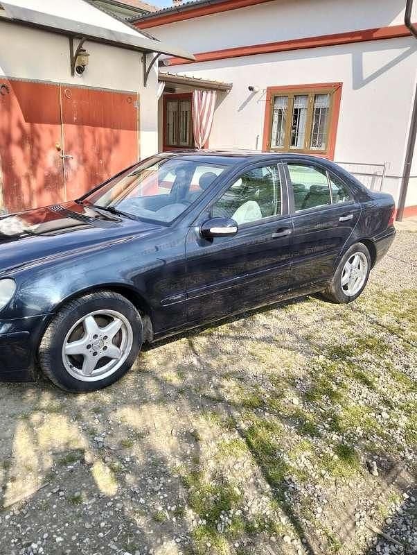 Usata Mercedes C200 Avantgarde 163 CV (119 kW) 2000 Berlina
