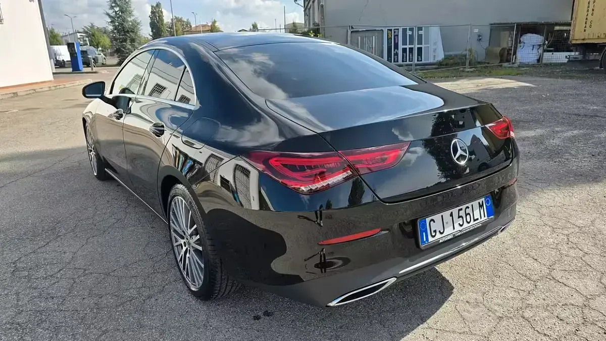 Usata Mercedes CLA180 116 CV (85 kW) 2022 Nero Coupé
