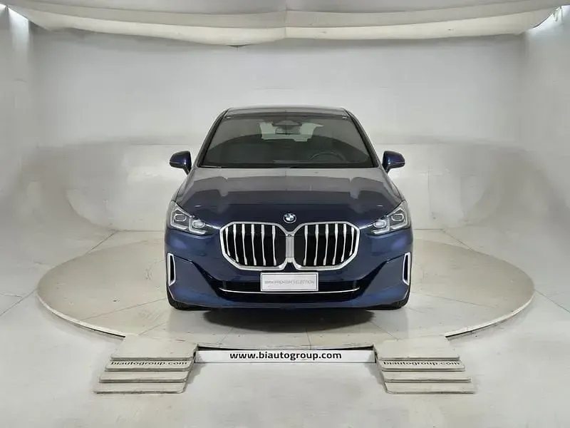 Usata BMW 218 Luxury Line 150 CV (110 kW) 2024 Blu Station wagon