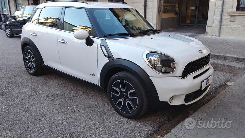 Usata Mini Cooper Countryman 184 CV (135 kW) 2012 Bianco SUV