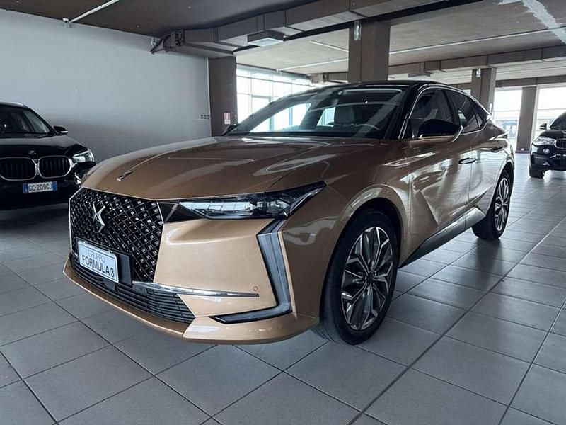 Oro Usata 2022 DS Automobiles DS4 Trocadero Tre volumi | 22.900 € (Buon prezzo) - Immagine 1/4