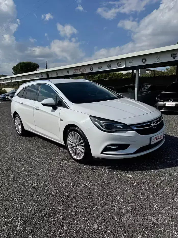 Usata Opel Astra Innovation 136 CV (100 kW) 2017 Bianco Station wagon