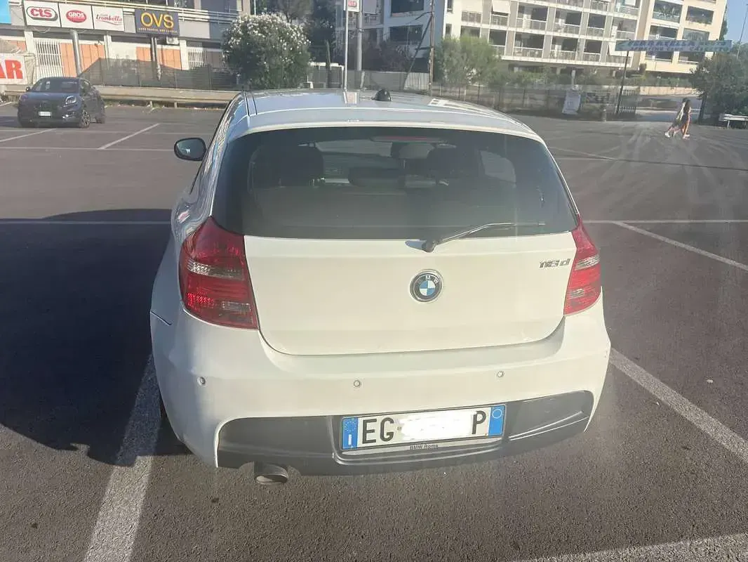 Usata BMW 118 M Sport 143 CV (105 kW) 2011 Bianco Utilitaria
