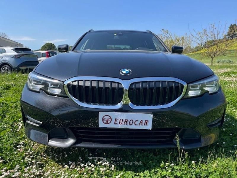 Usata BMW 318 Sport Line 150 CV (110 kW) 2021 Nero Station wagon