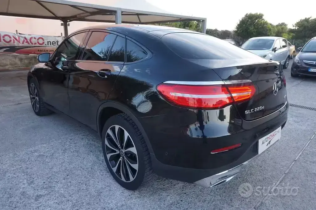 Usata Mercedes GLC220 170 CV (125 kW) 2018 Nero SUV