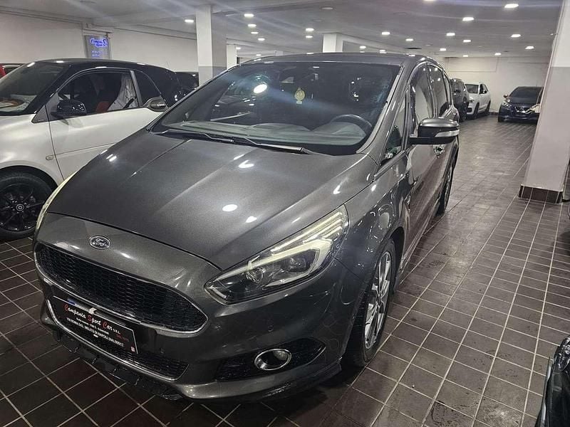 Grigio montagna metallizzato Usata 2019 Ford S-MAX ST-Line Monovolume | 14.990 € (Super prezzo) - Immagine 1/4