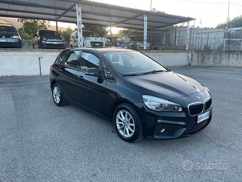 Usata BMW 216 Active Tourer Luxury Line 116 CV (85 kW) 2016 Bianco Monovolume