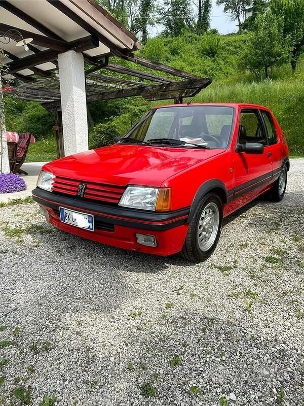 Usata 1985 Peugeot 205 GTi Due volumi | 13.500 € - Immagine 1/4
