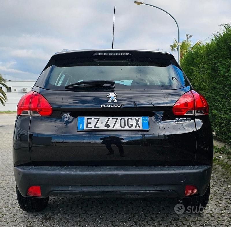 Usata Peugeot 2008 92 CV (67 kW) 2015 Nero SUV