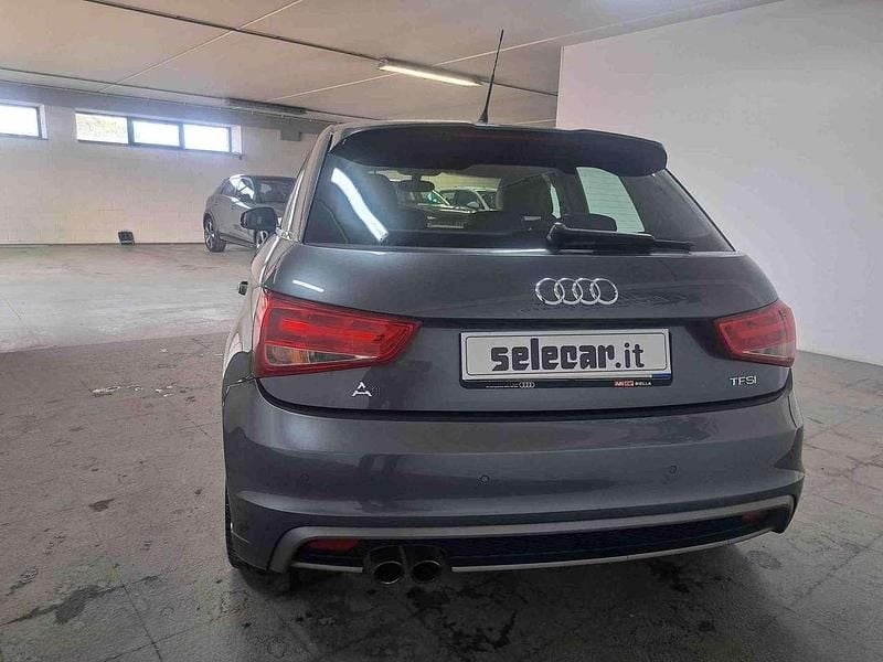 Usata Audi A1 Sportback Ambition 122 CV (89 kW) 2012 Grigio Utilitaria