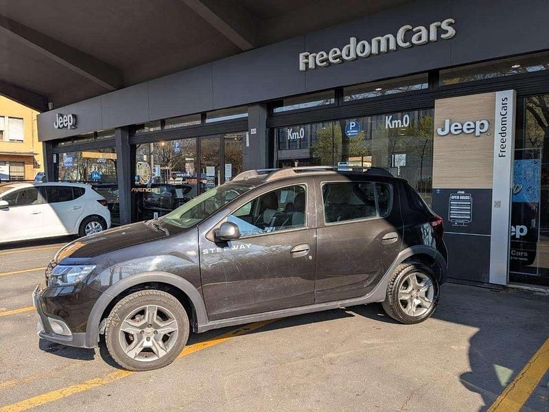 Brugt Dacia Sandero Stepway 90 HK (66 kW) 2017 Sort Sedan
