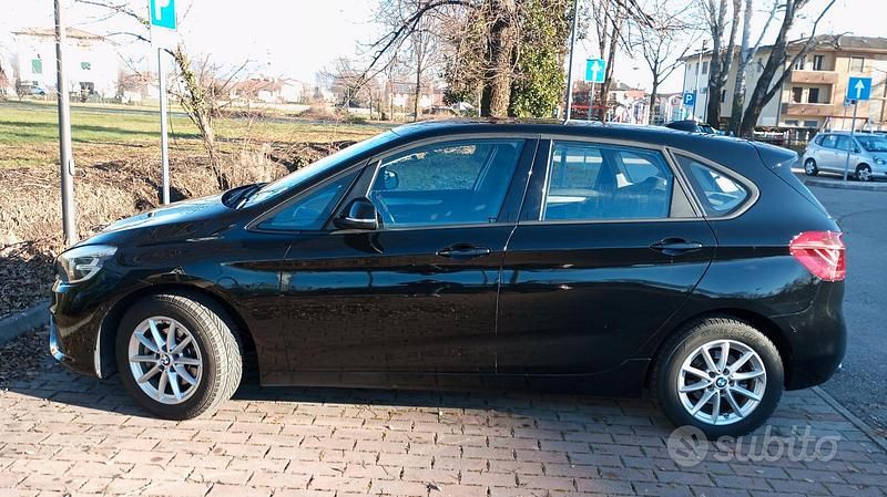 Usata BMW 216 Active Tourer 2017 Nero Monovolume