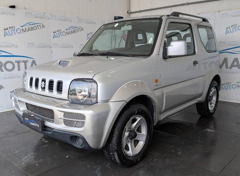 Usata Suzuki Jimny 86 CV (63 kW) 2009 Argento SUV