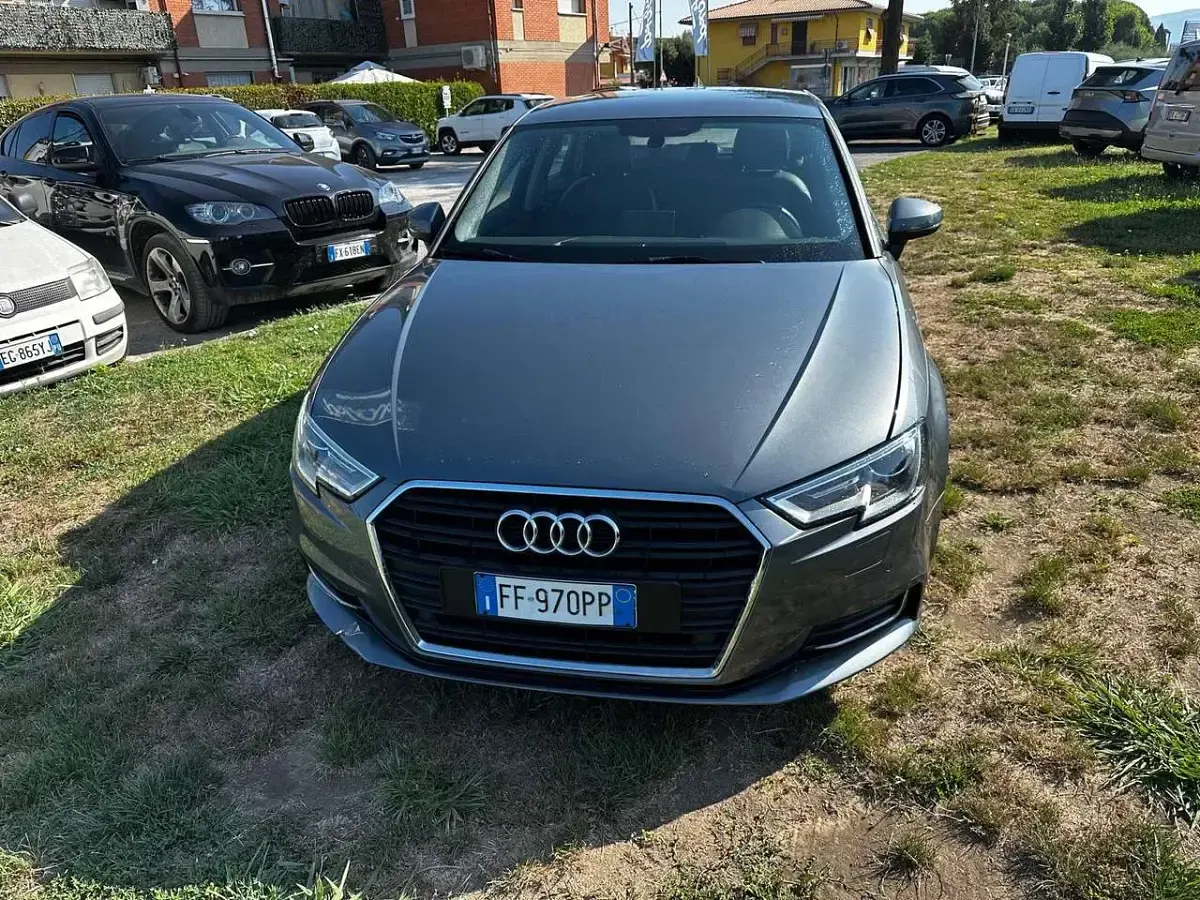 Usata Audi A3 Ambiente 110 CV (80 kW) 2016 Grigio Berlina