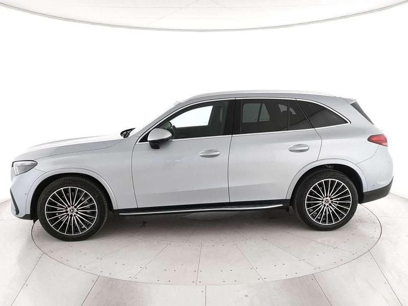 Usata Mercedes GLC220 AMG Line Premium 197 CV (144 kW) 2023 Argento SUV