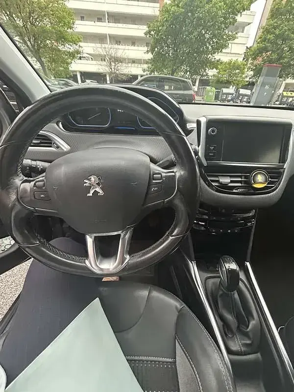 Occasion Peugeot 2008 Access 82 ch (60 kW) 2014 Gris SUV