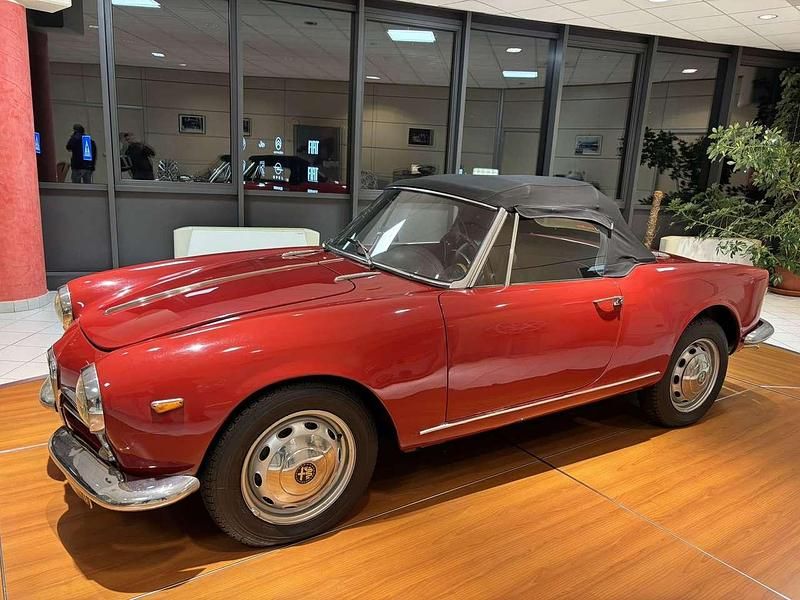 Usata Alfa Romeo Giulietta 80 CV (58 kW) 1961 Rosso Cabrio