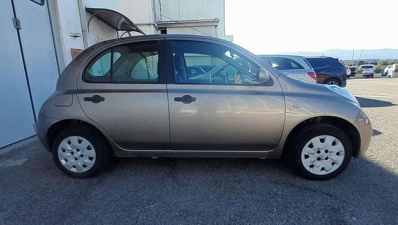 Usata Nissan Micra 65 CV (47 kW) 2008 Beige Utilitaria