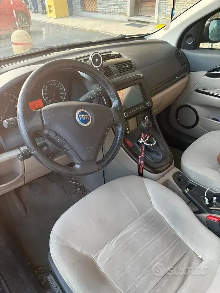 Usata Fiat Croma 120 CV (88 kW) 2007 Blu Station wagon