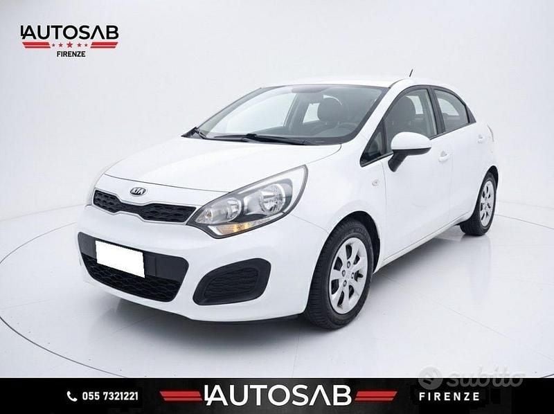 Usata Kia Rio Active 90 CV (66 kW) 2012 Bianco Berlina