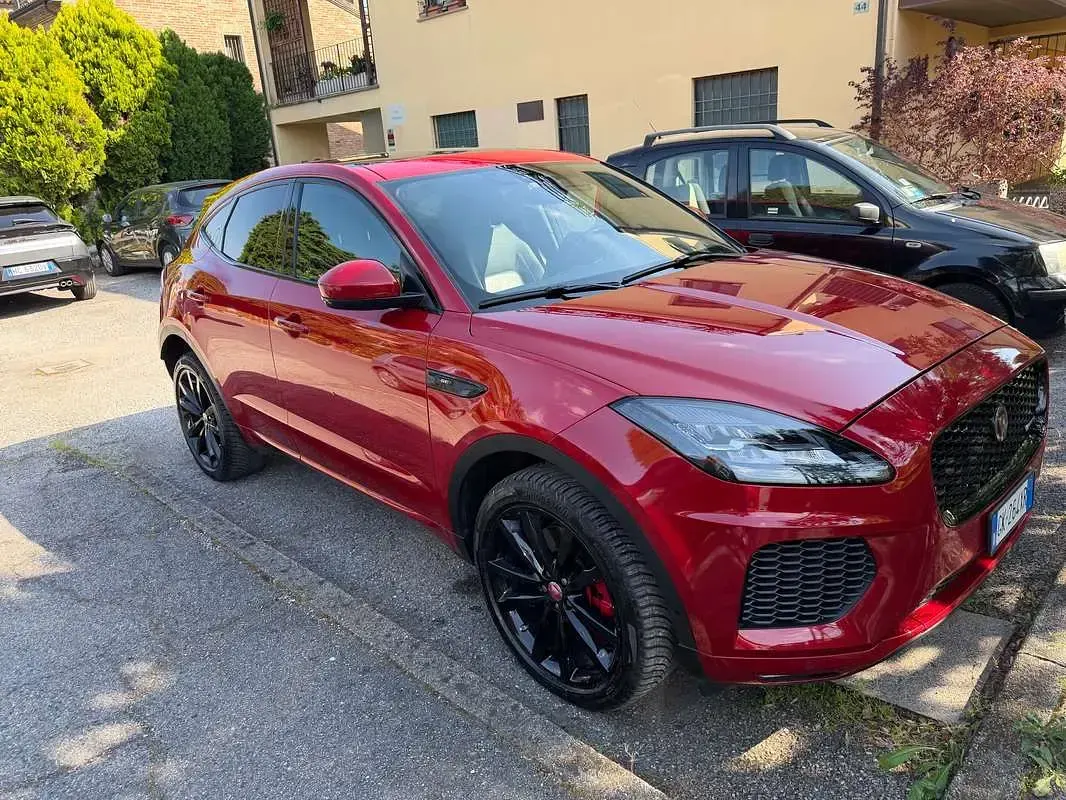 Usata Jaguar E-Pace R-Dynamic 179 CV (131 kW) 2019 Rosso SUV